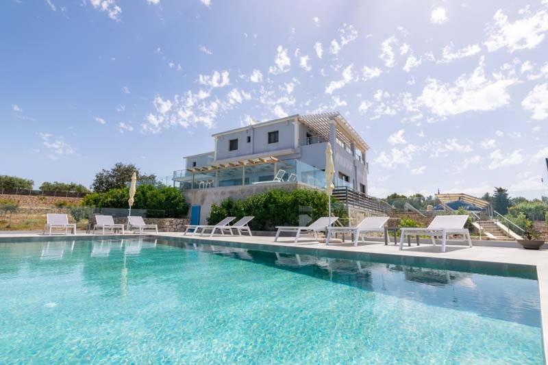 Alonaki Apartments Agios Leon Esterno foto