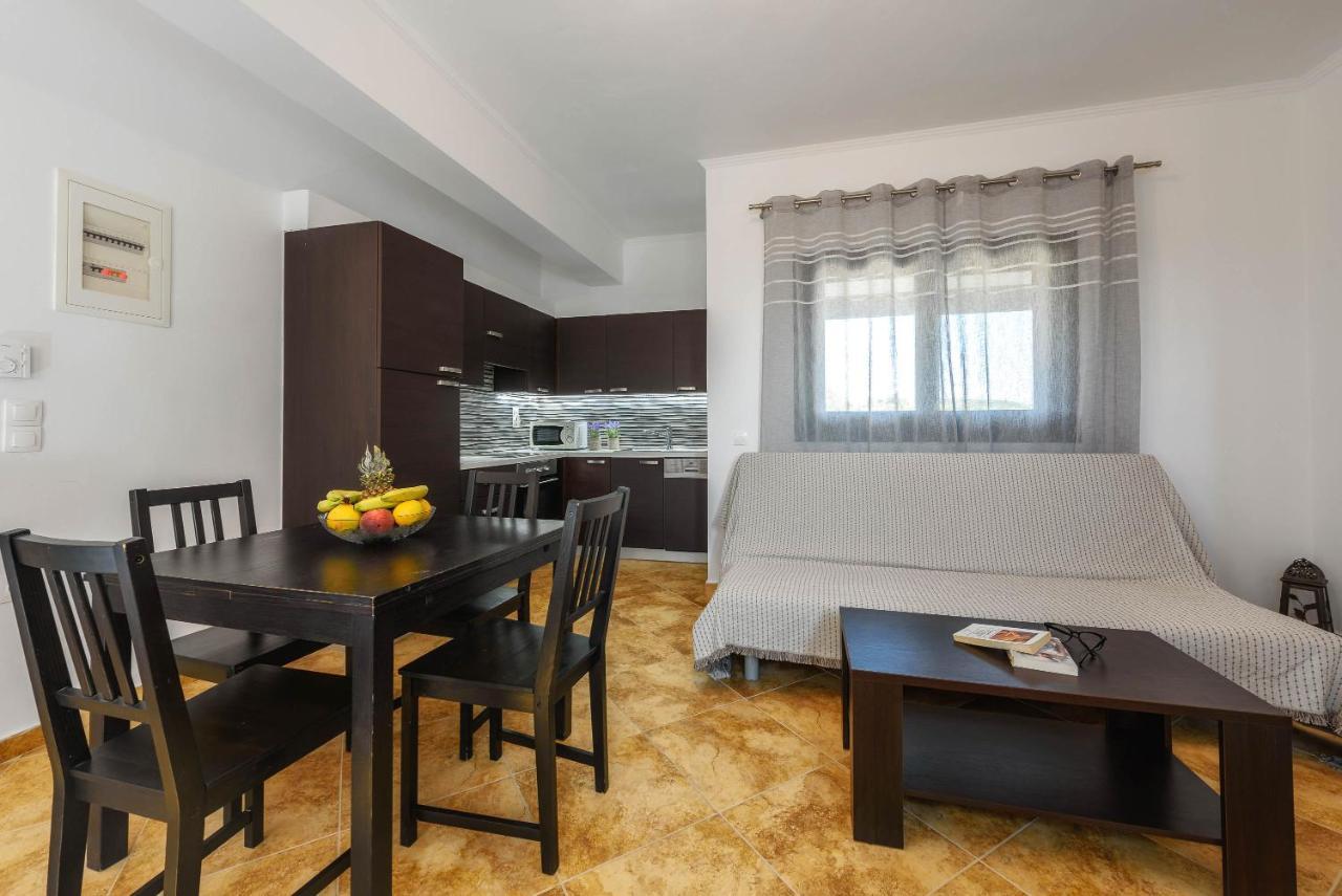 Alonaki Apartments Agios Leon Esterno foto