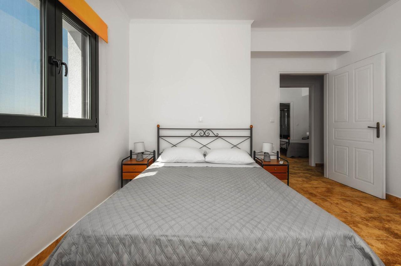 Alonaki Apartments Agios Leon Esterno foto